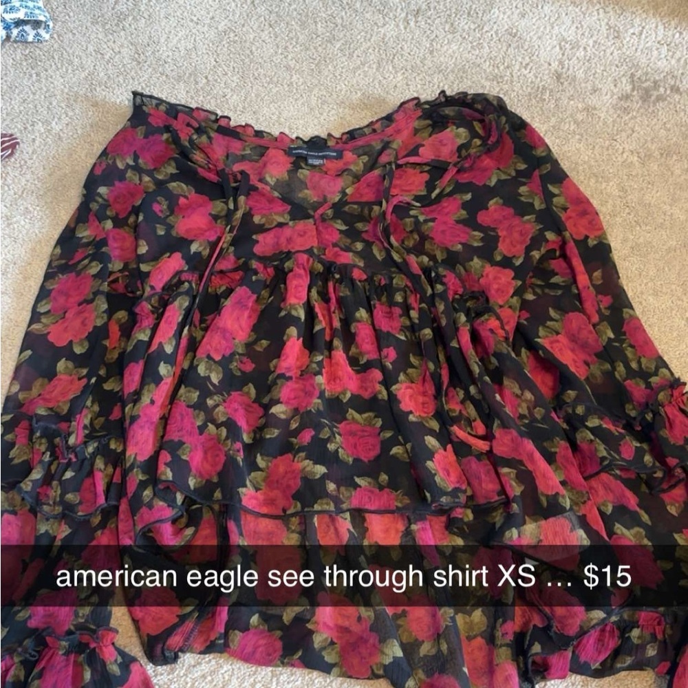 American Eagle Outfitters Floral Long Sleeve Top